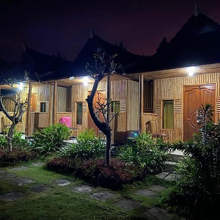 D'Yoga Bamboo House Hotel Kintamani Exterior foto