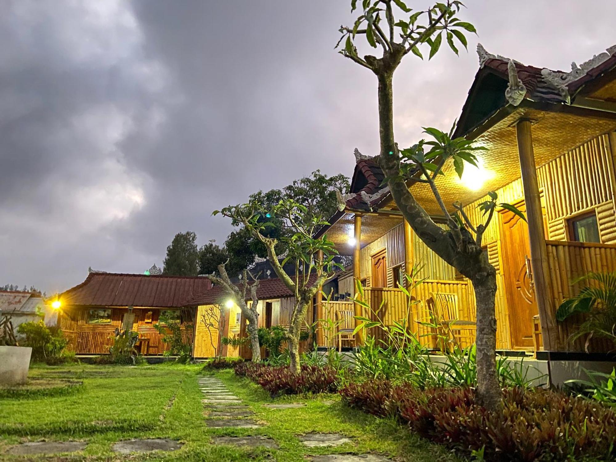 D'Yoga Bamboo House Hotel Kintamani Exterior foto