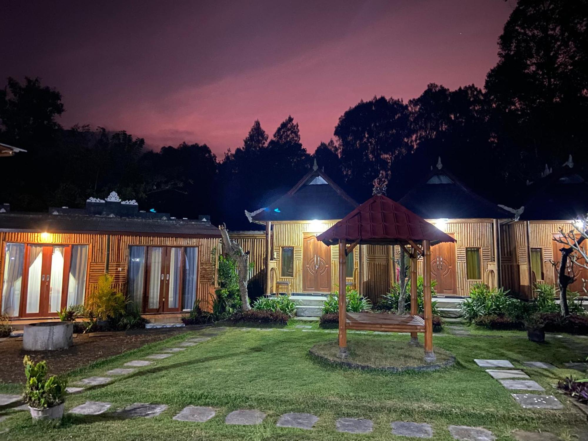 D'Yoga Bamboo House Hotel Kintamani Exterior foto
