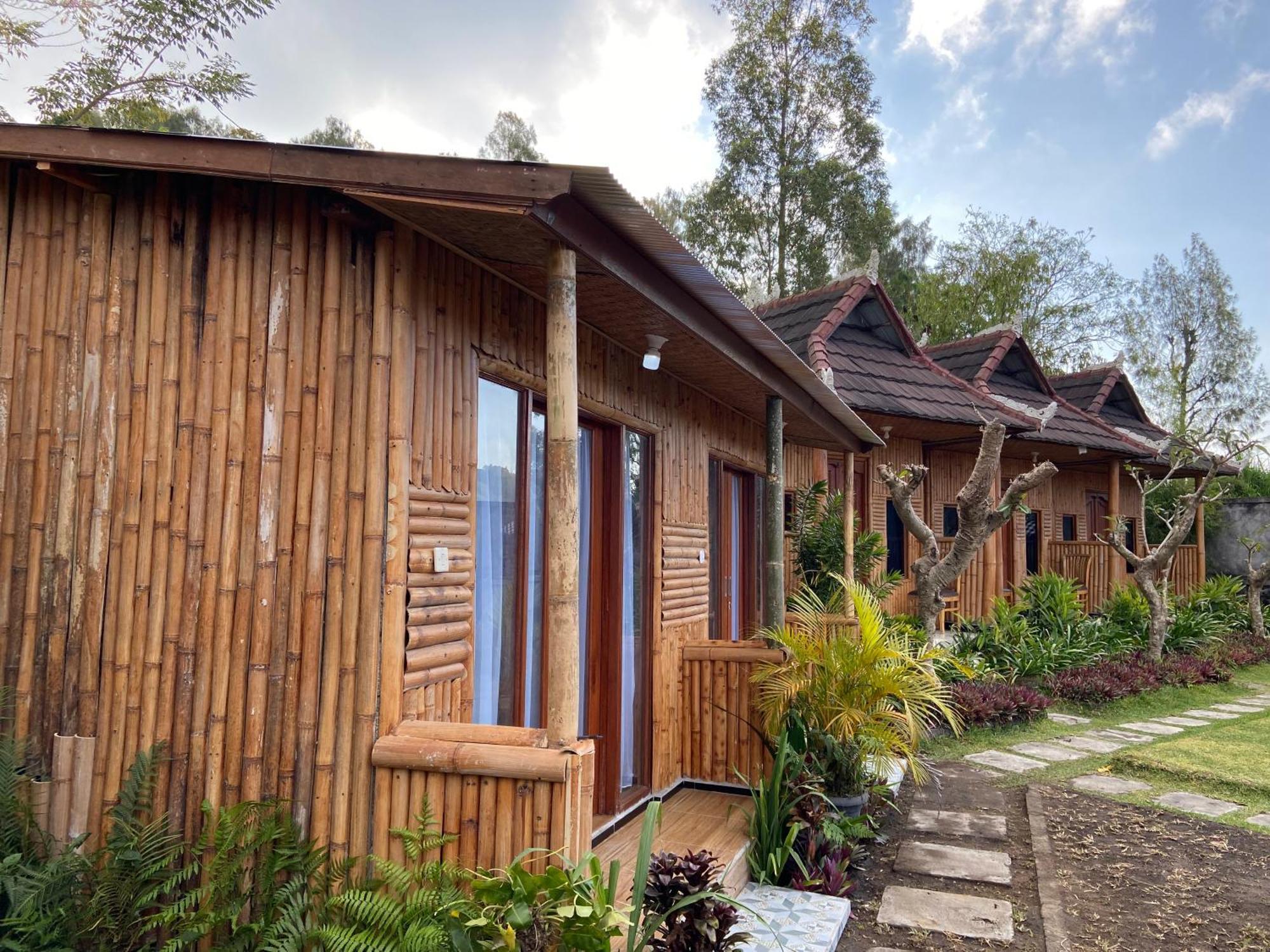 D'Yoga Bamboo House Hotel Kintamani Exterior foto